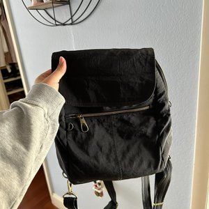 Travelon Anti-theft Signature Slim Backpack, Black
